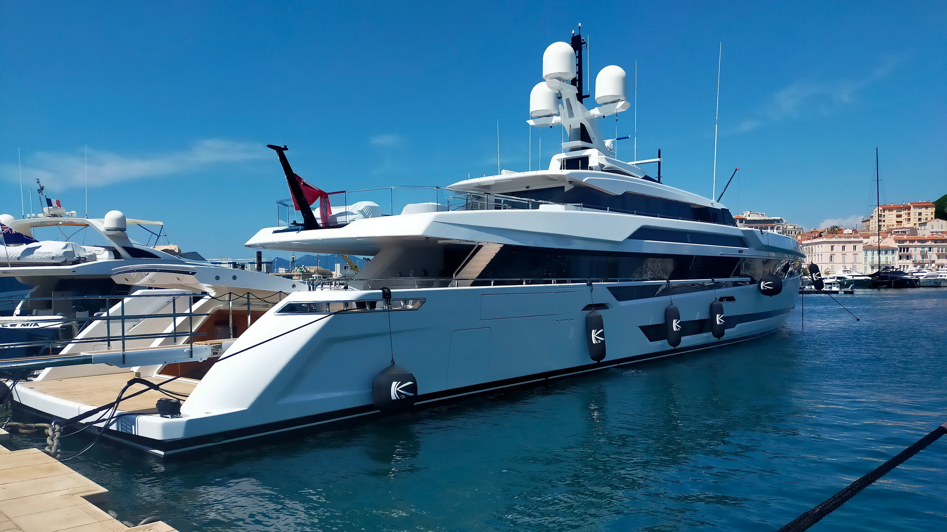 Why Superyacht Crews Prefer Fendertex